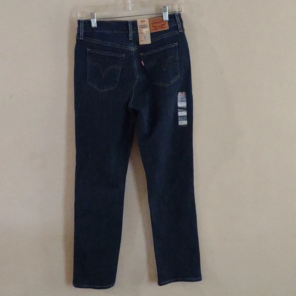 🆕 Levi's Sculpt Classic Straight mid rise Jeans Size 4 - Picture 7 of 10